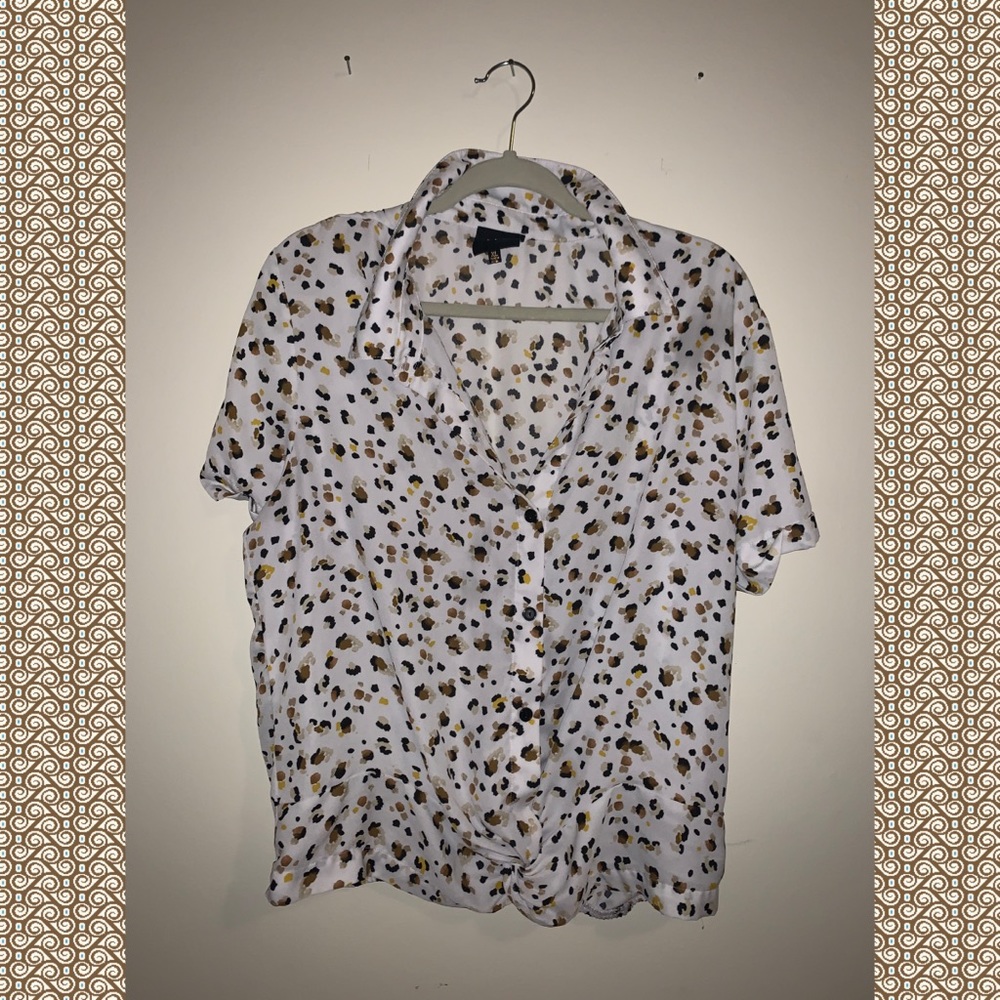 W5 Silky Button-Up Blouse